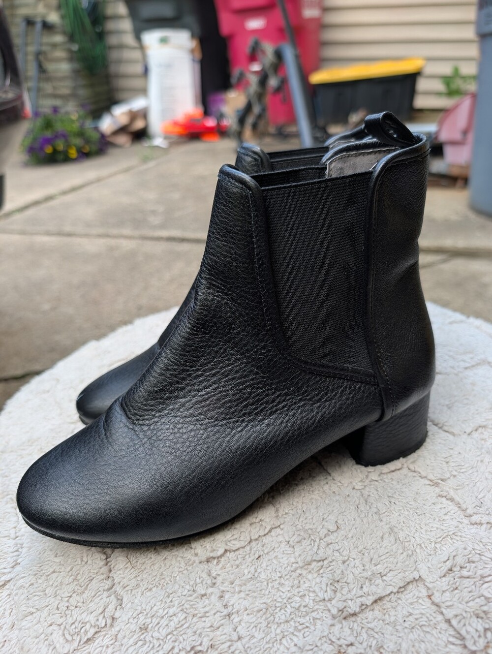 Yosi YS Samira Black Leather Pebbled Leather Pull. On Boots Size 7